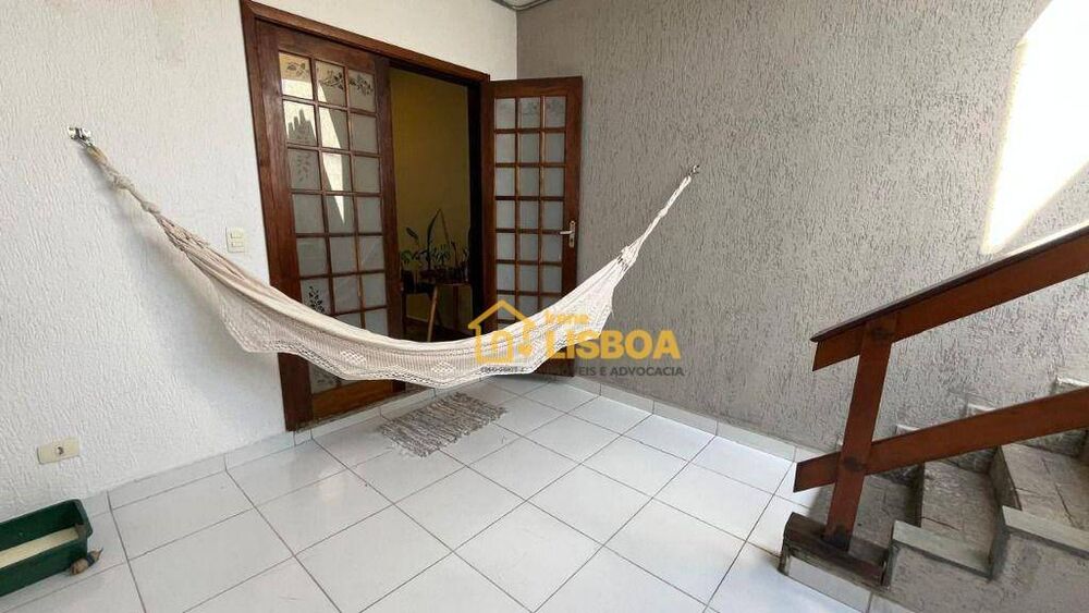 Sobrado, 3 quartos, 250 m² - Foto 1
