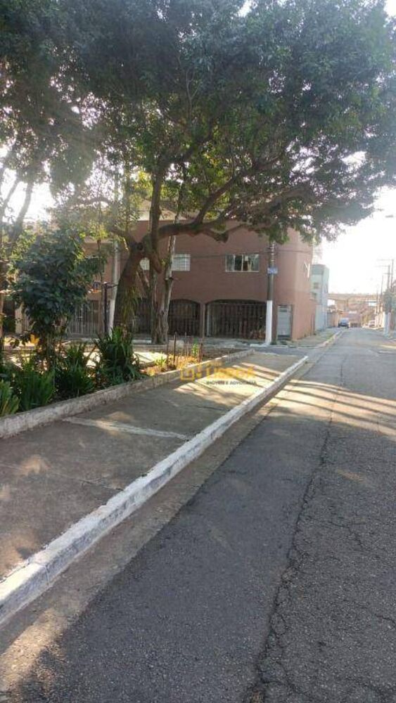 Sobrado, 8 quartos, 200 m² - Foto 2