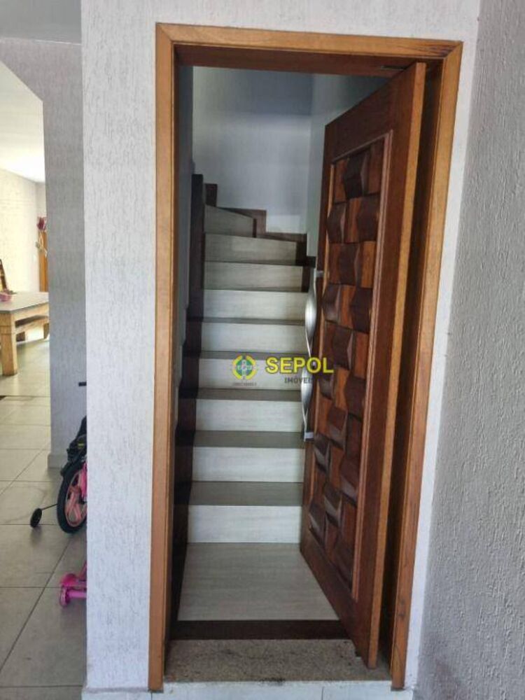 Sobrado, 3 quartos, 300 m² - Foto 1