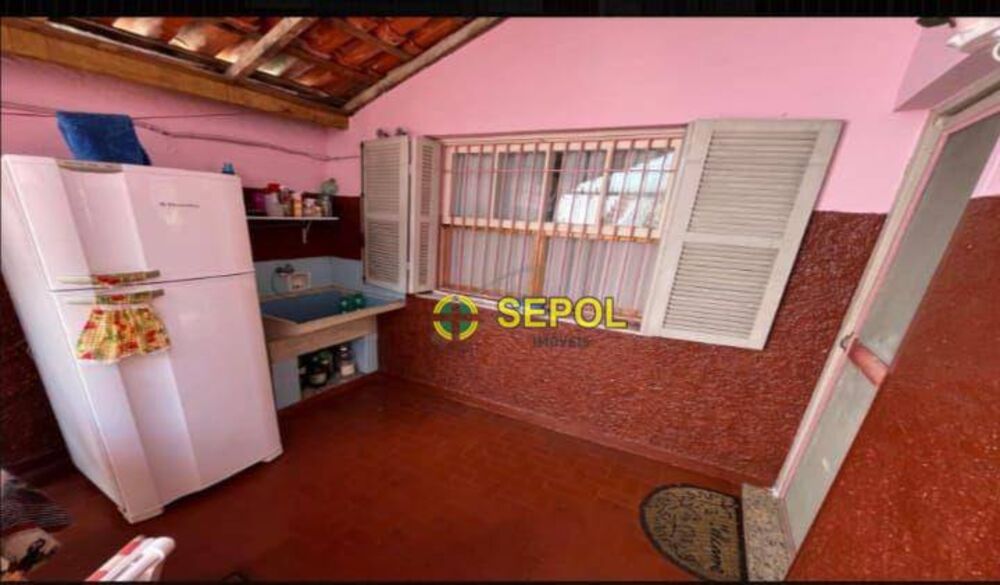 Casa, 2 quartos, 200 m² - Foto 1