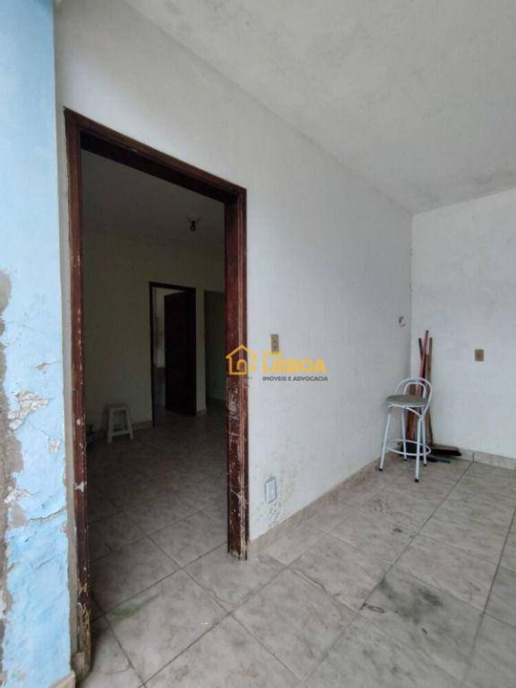 Casa, 3 quartos, 270 m² - Foto 35