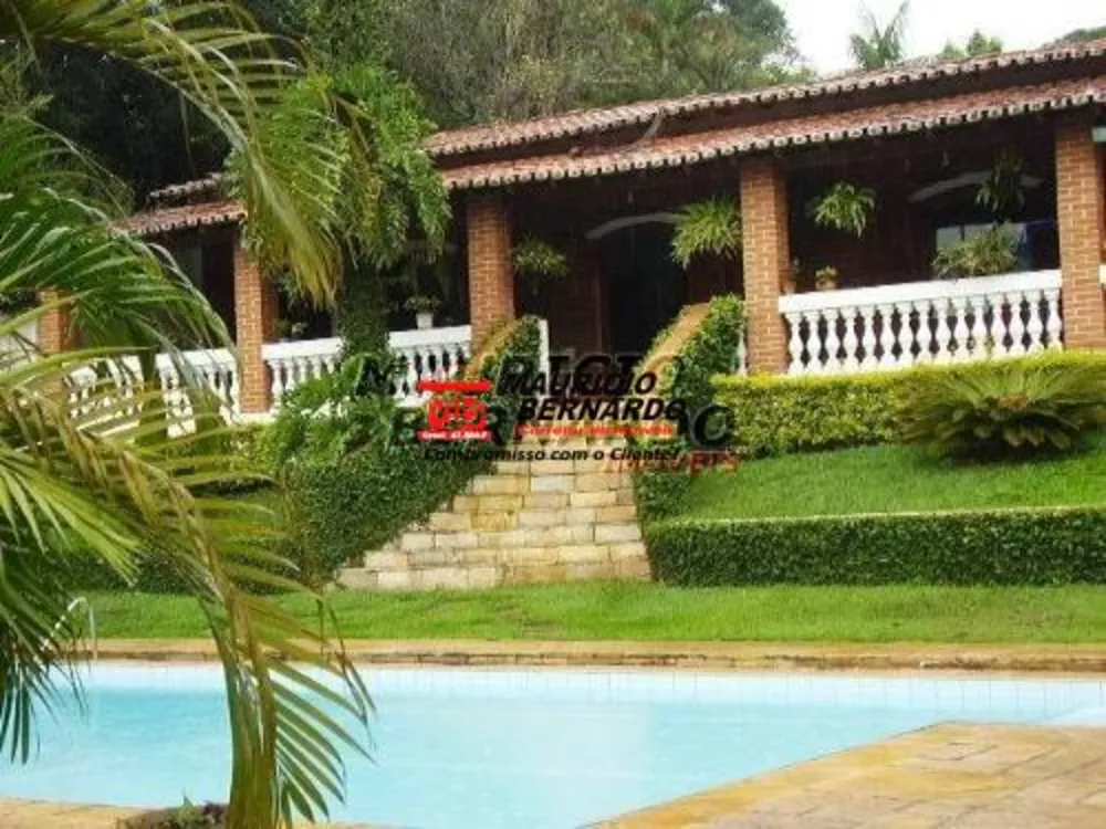 Chácara, 4 quartos, 7000 m² - Foto 1