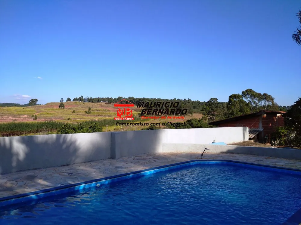 Chácara, 3 quartos, 1000 m² - Foto 1