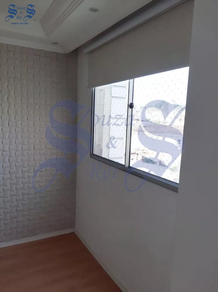 Apartamento à venda com 2 quartos, 45m² - Foto 3