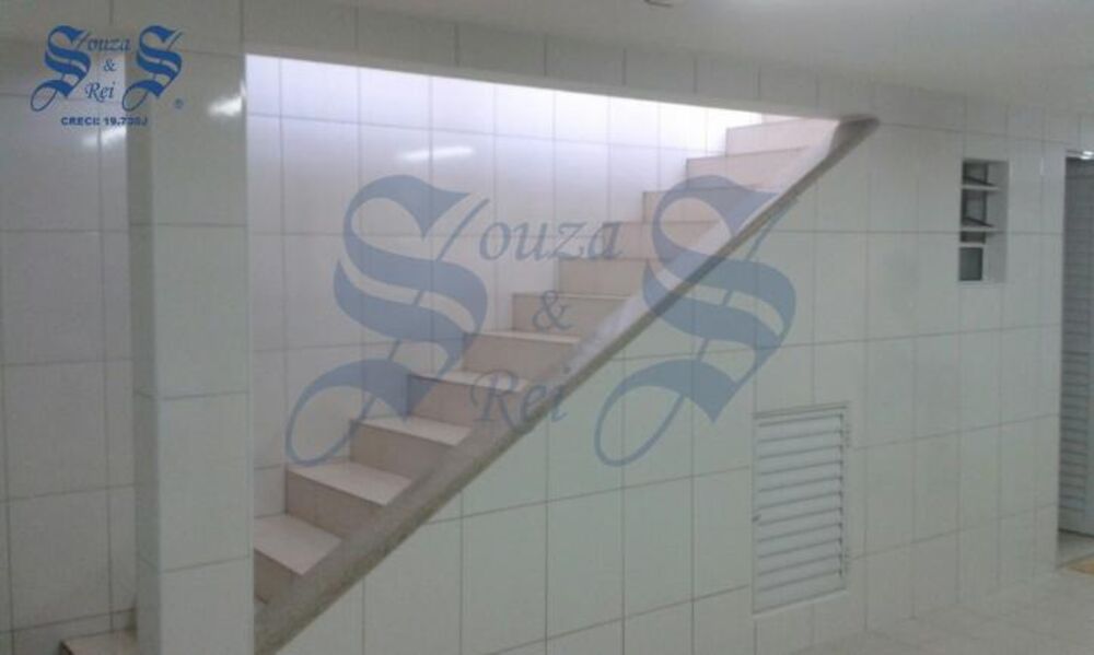 Casa de Condomínio à venda com 3 quartos, 200m² - Foto 2