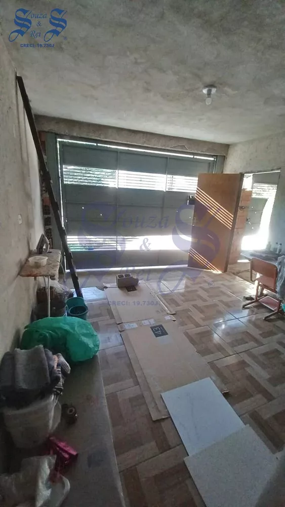 Casa à venda com 3 quartos, 170m² - Foto 2