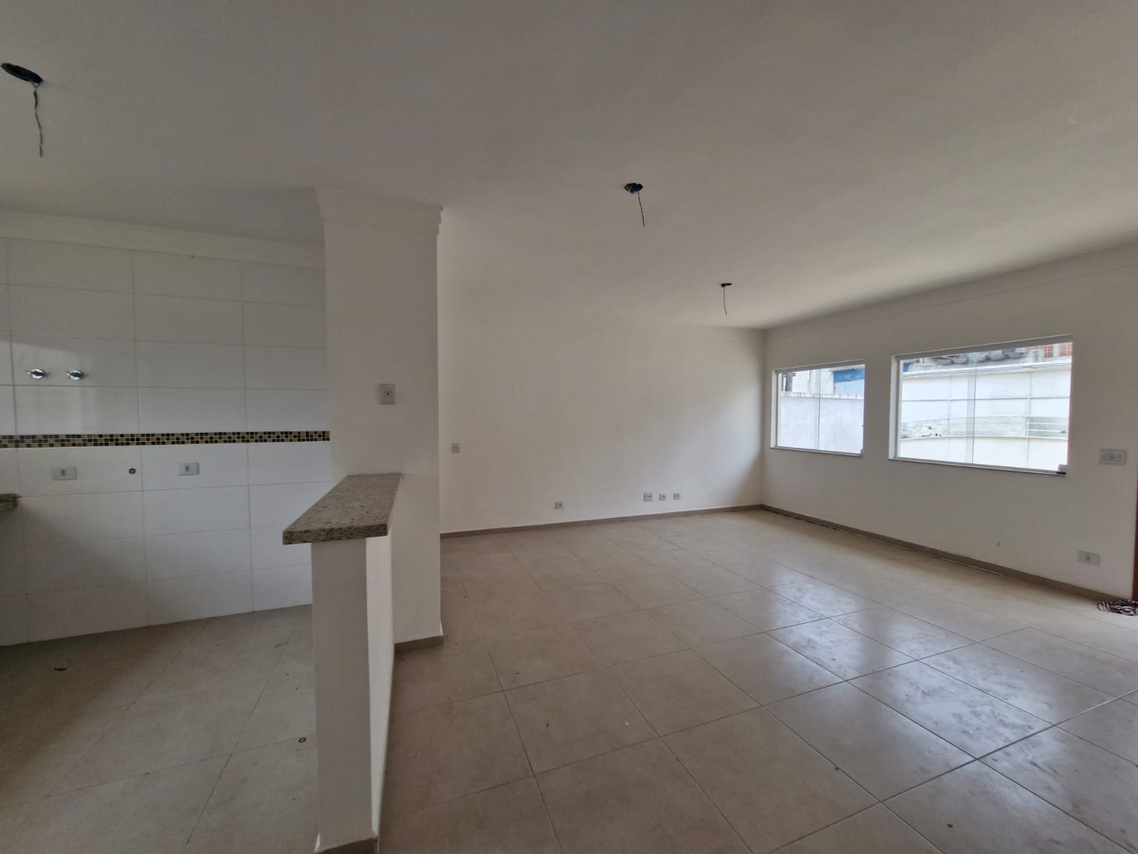 Casa à venda com 3 quartos, 95m² - Foto 9