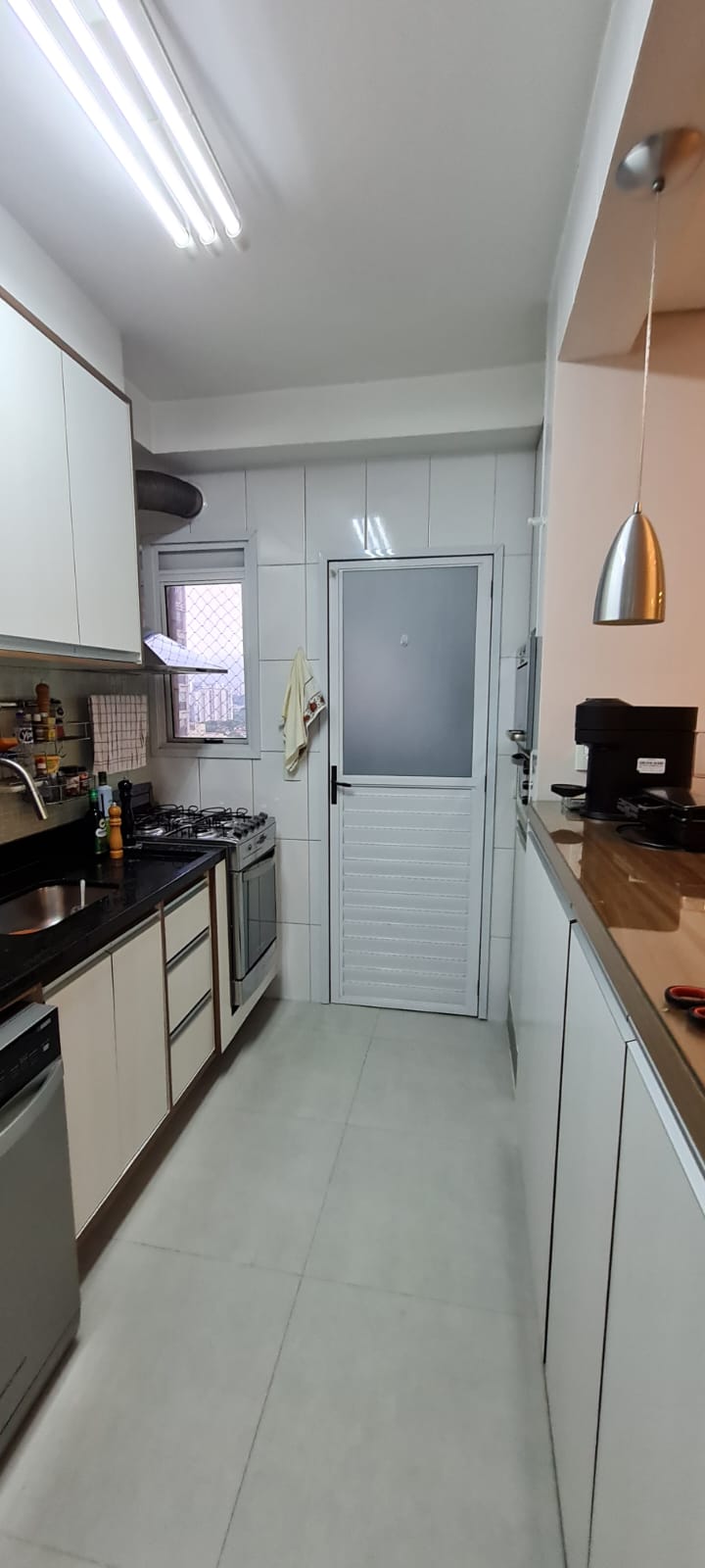 Apartamento à venda com 3 quartos, 83m² - Foto 4