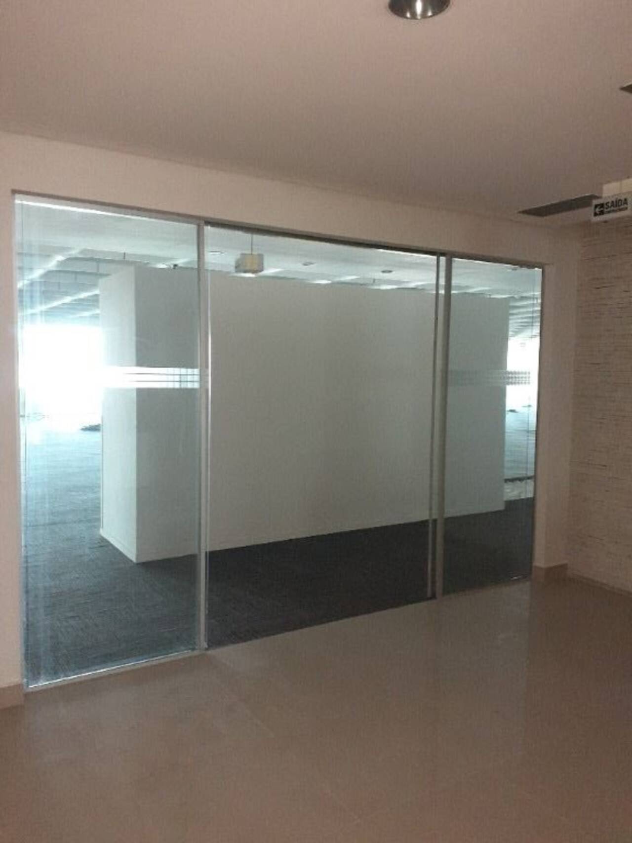 Conjunto Comercial-Sala à venda com 20 quartos, 2844m² - Foto 8