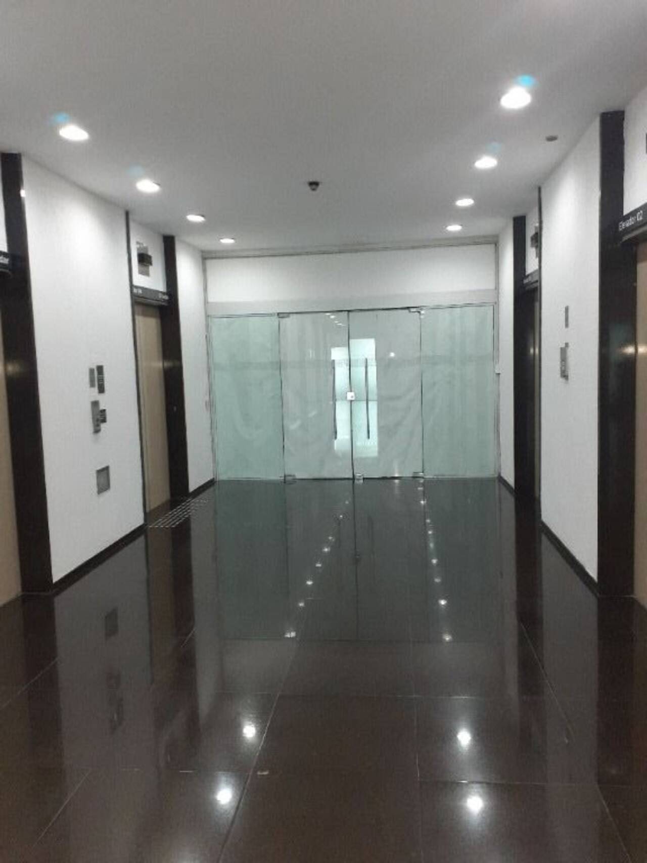 Conjunto Comercial-Sala à venda com 20 quartos, 2844m² - Foto 24