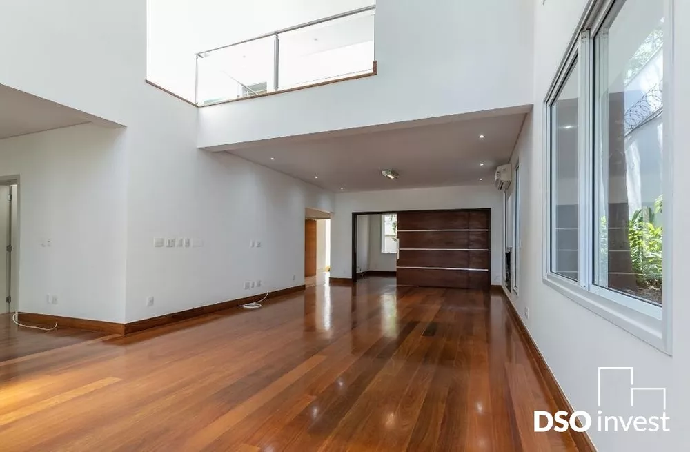 Casa de Condomínio à venda com 4 quartos, 530m² - Foto 4