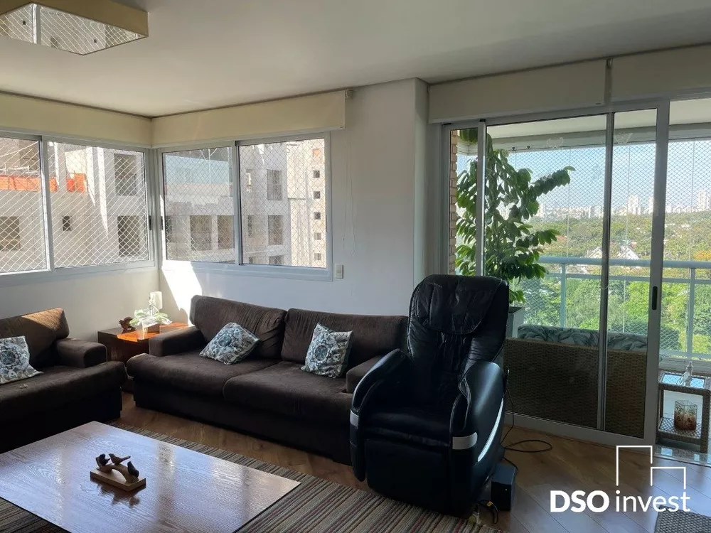 Apartamento à venda com 4 quartos, 240m² - Foto 2