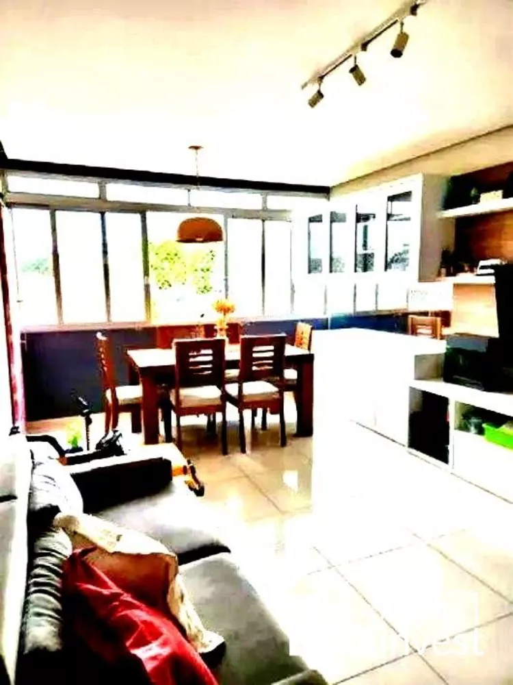 Apartamento à venda com 2 quartos, 103m² - Foto 1