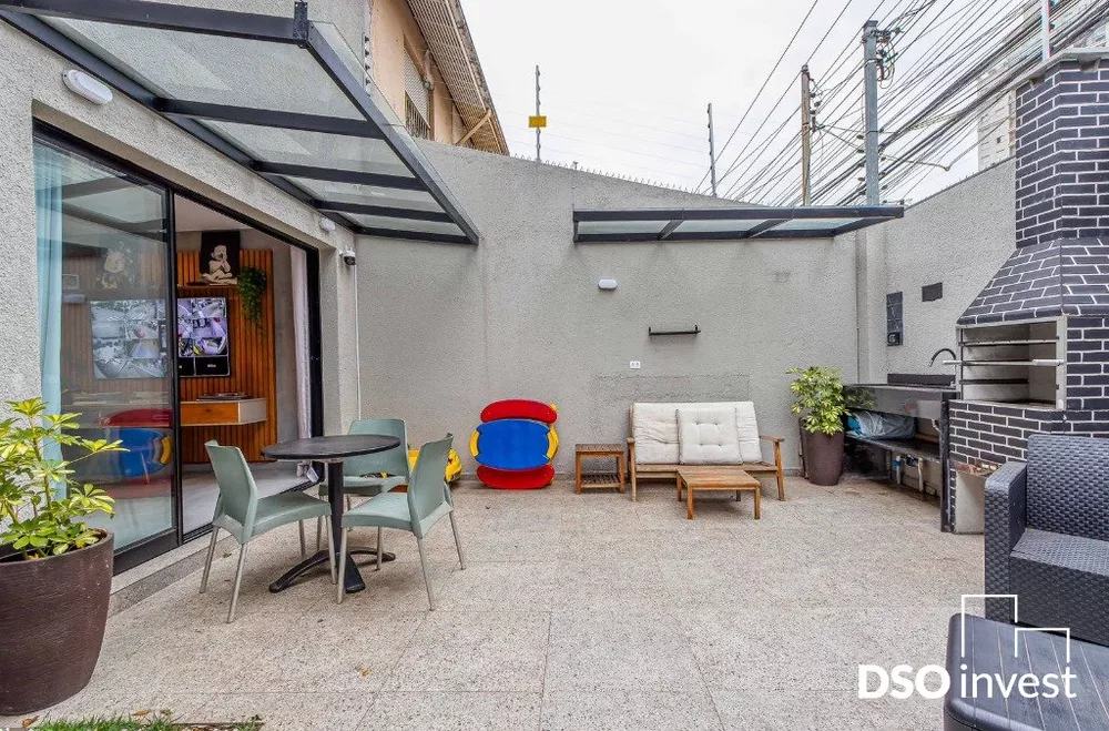 Casa à venda e aluguel com 3 quartos, 200m² - Foto 3