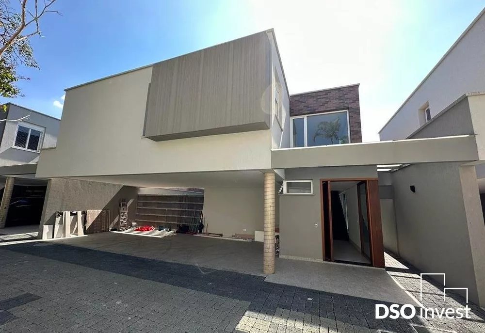 Casa de Condomínio à venda com 3 quartos, 472m² - Foto 2