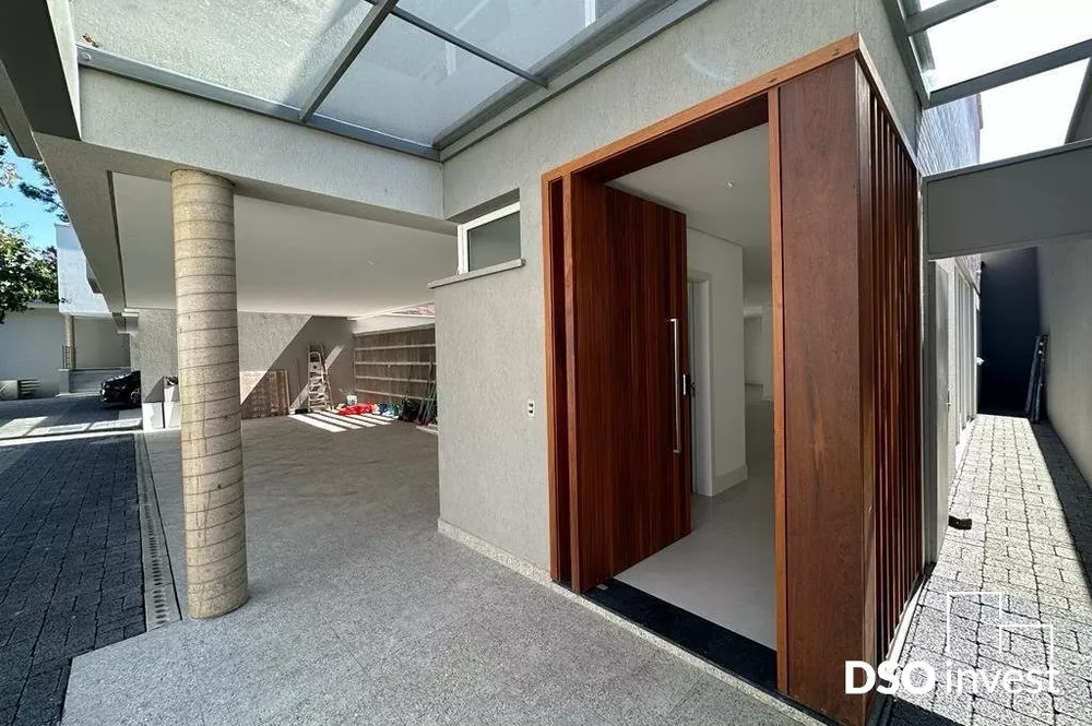 Casa de Condomínio à venda com 3 quartos, 472m² - Foto 3