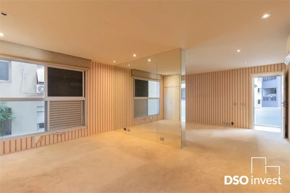 Apartamento à venda com 4 quartos, 260m² - Foto 4