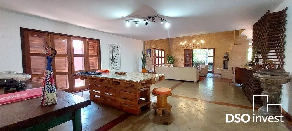 Casa à venda e aluguel com 5 quartos, 600m² - Foto 3