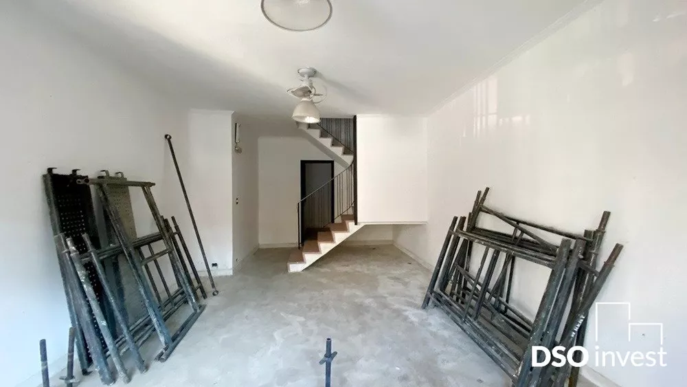 Casa à venda com 4 quartos, 250m² - Foto 4