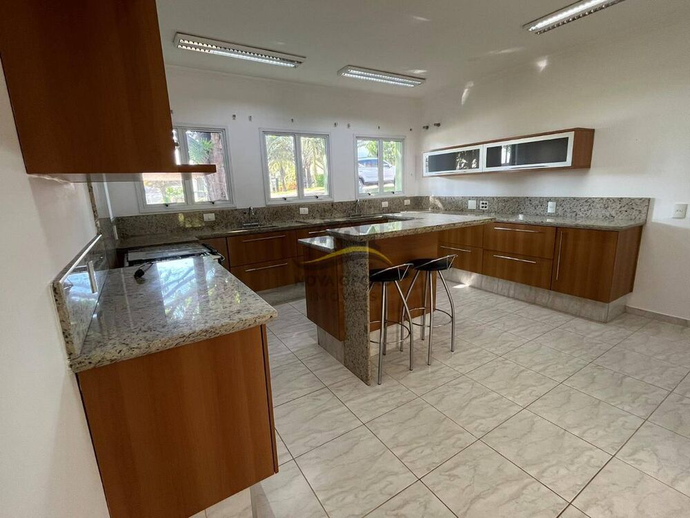 Casa de Condomínio à venda com 4 quartos, 360m² - Foto 8