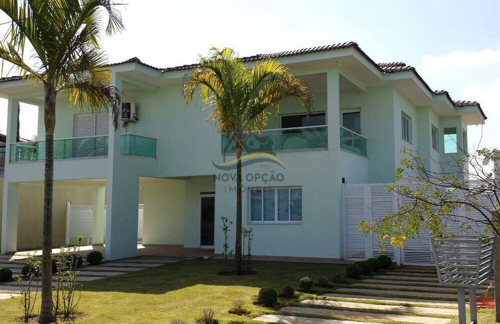 Casa de Condomínio à venda e aluguel com 5 quartos, 700m² - Foto 1