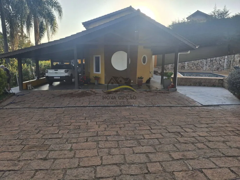 Casa, 3 quartos, 330 m² - Foto 1