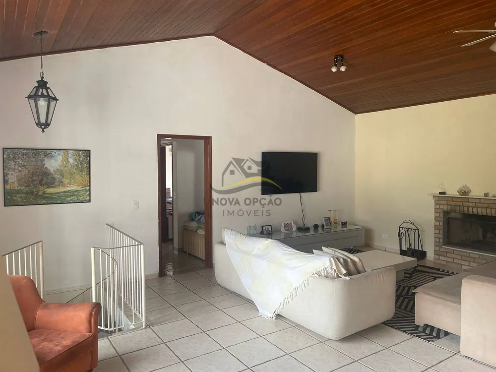 Casa, 4 quartos, 990 m² - Foto 3