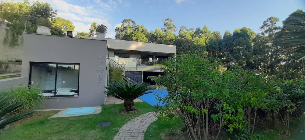 Casa de Condomínio à venda com 4 quartos, 350m² - Foto 2