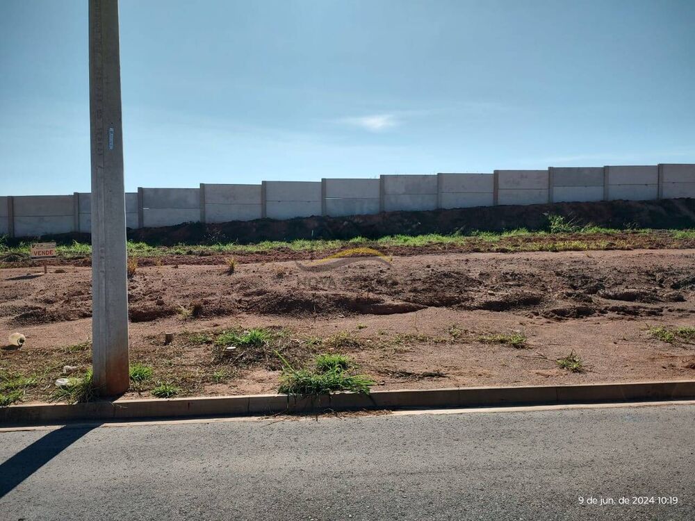 Terreno, 281 m² - Foto 1