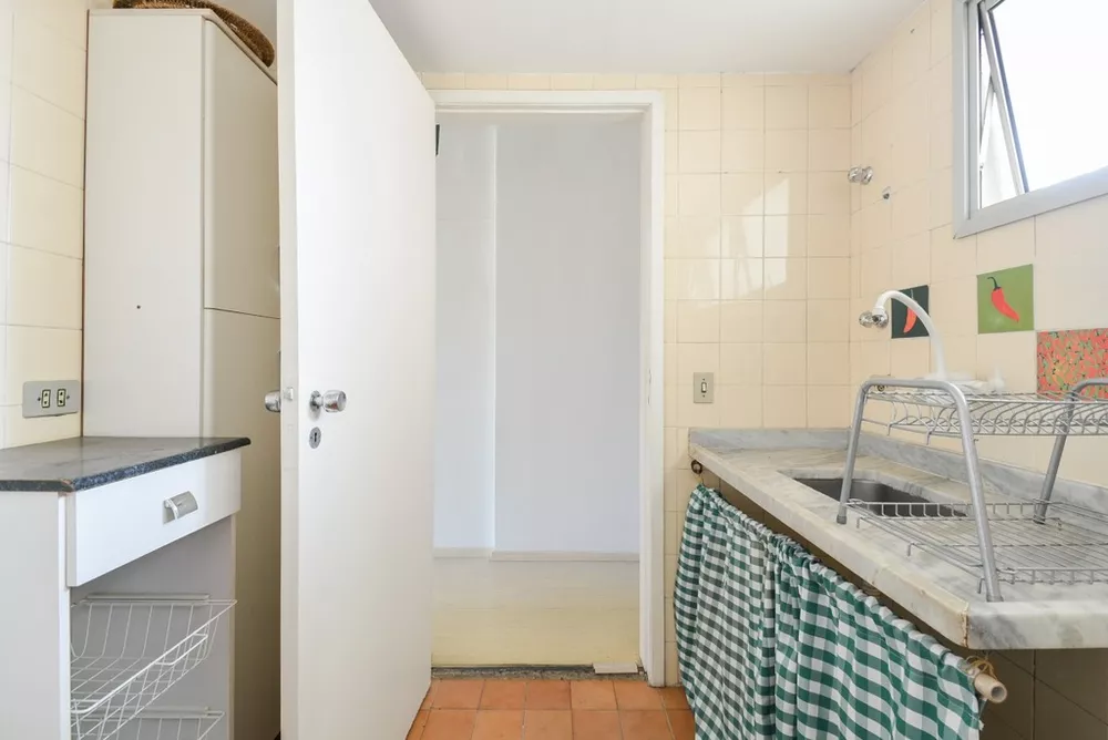 Apartamento à venda com 1 quarto, 35m² - Foto 2