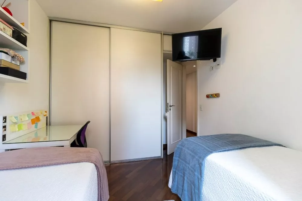 Apartamento à venda com 3 quartos, 110m² - Foto 4