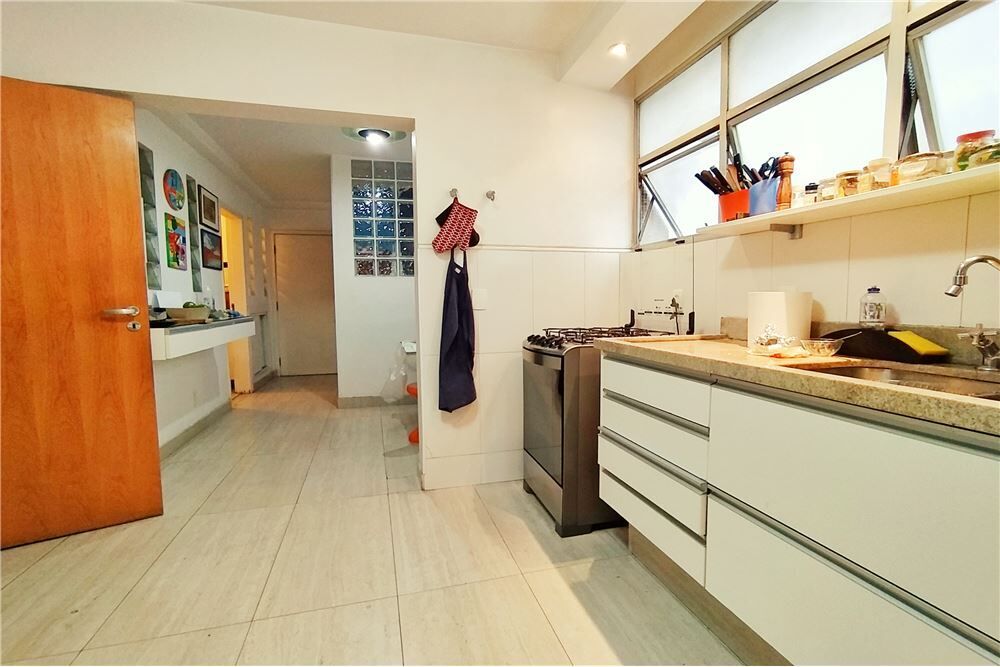 Apartamento, 3 quartos, 172 m² - Foto 1