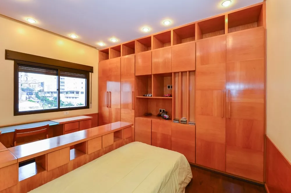 Apartamento à venda com 4 quartos, 270m² - Foto 8