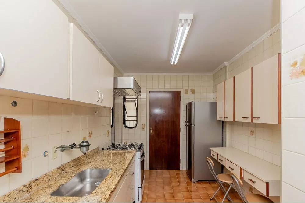 Apartamento à venda com 3 quartos, 102m² - Foto 4