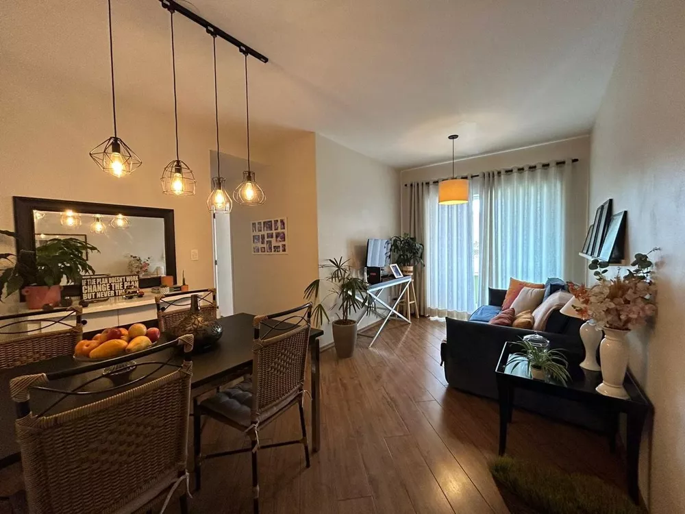 Apartamento à venda com 3 quartos, 80m² - Foto 1