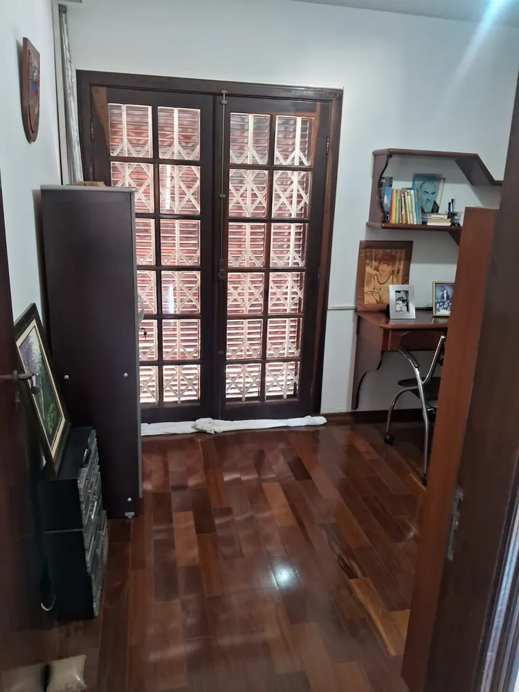 Casa, 4 quartos, 300 m² - Foto 8