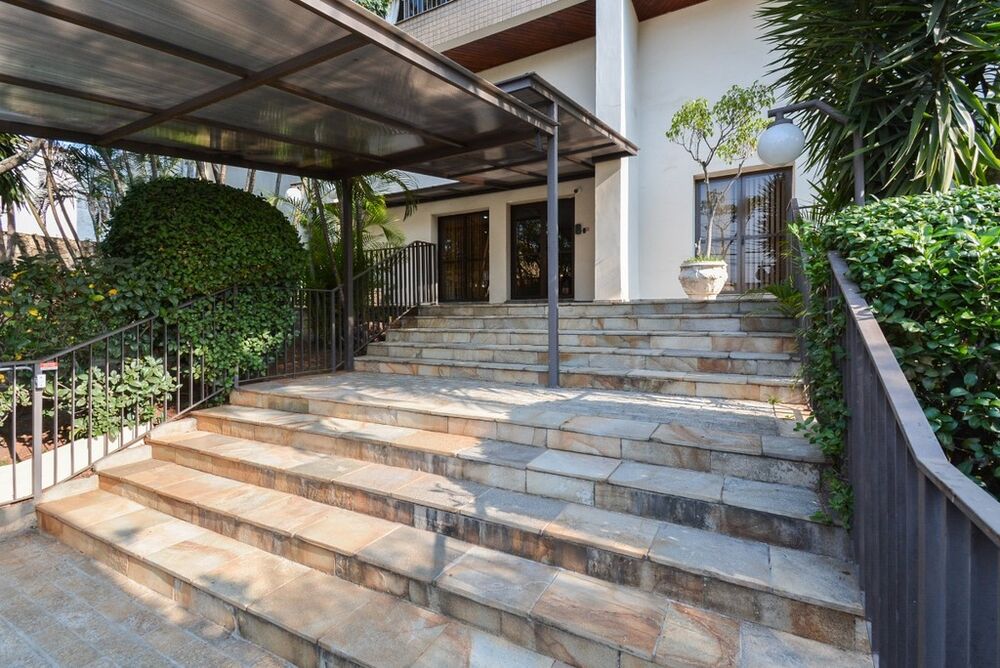 Cobertura, 3 quartos, 209 m² - Foto 2