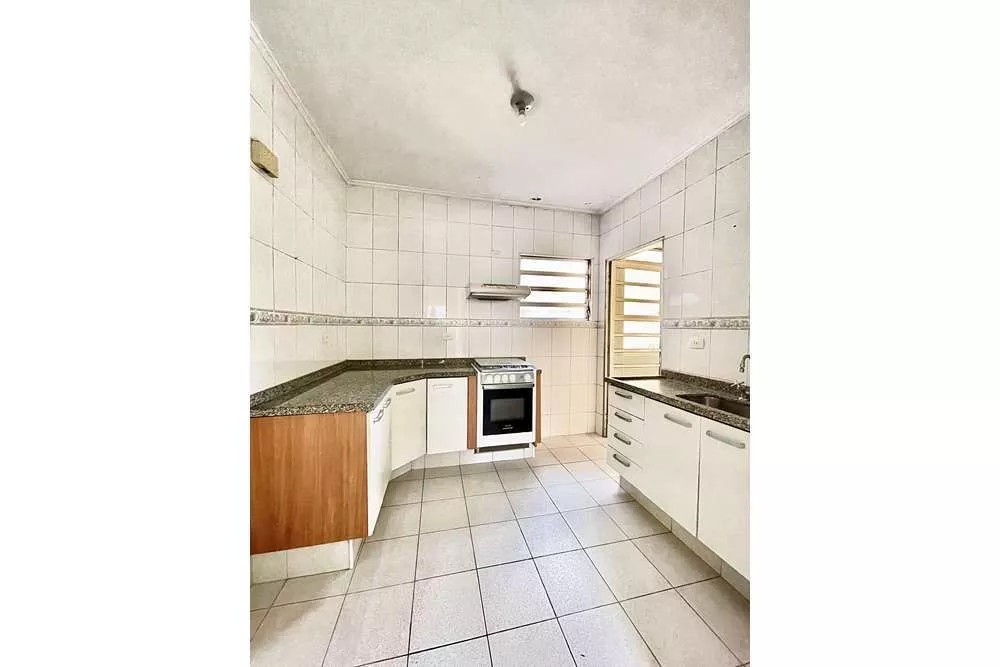 Apartamento à venda com 2 quartos, 75m² - Foto 4