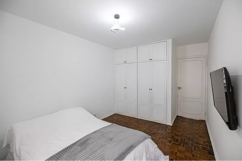 Apartamento à venda com 3 quartos, 105m² - Foto 3