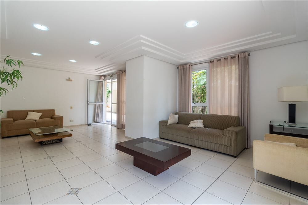 Apartamento à venda com 2 quartos, 63m² - Foto 4