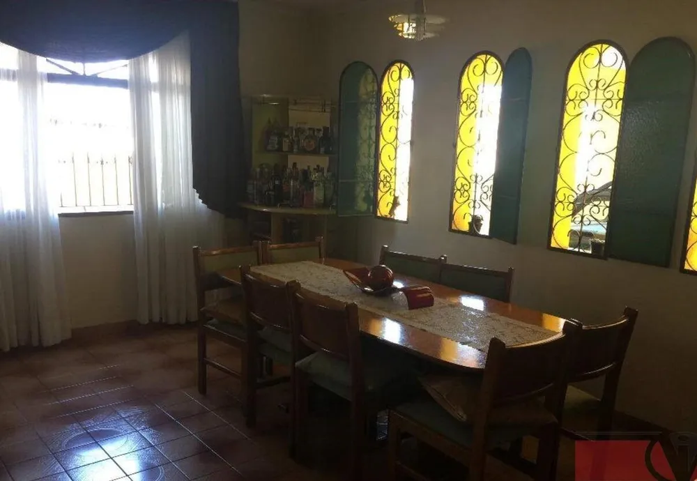 Casa, 4 quartos, 210 m² - Foto 5
