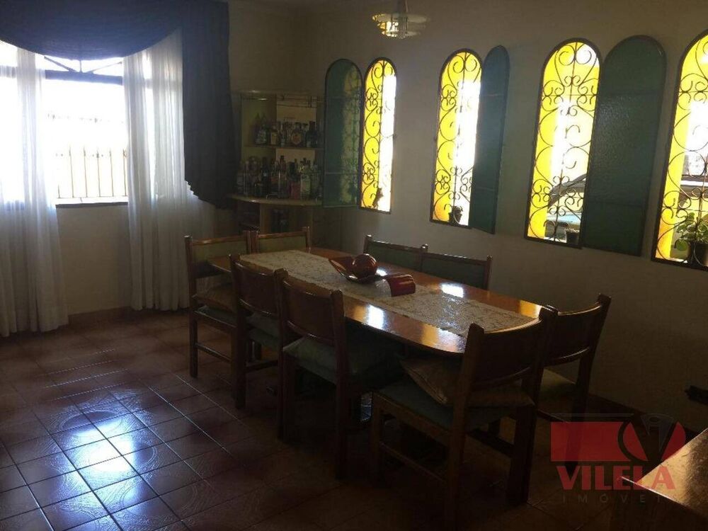 Casa, 4 quartos, 210 m² - Foto 9