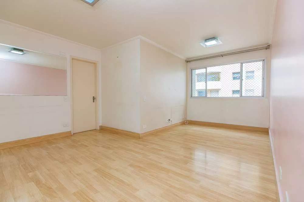 Apartamento à venda com 3 quartos, 85m² - Foto 1