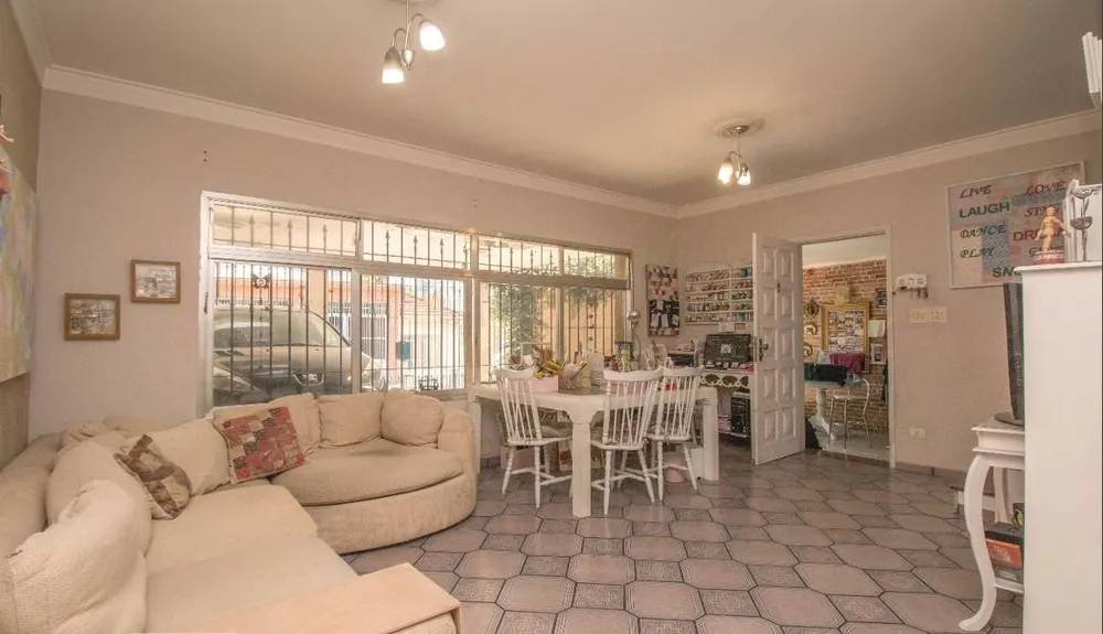 Casa, 4 quartos, 228 m² - Foto 1