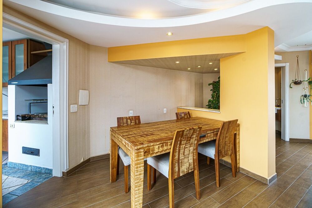 Cobertura, 3 quartos, 231 m² - Foto 2