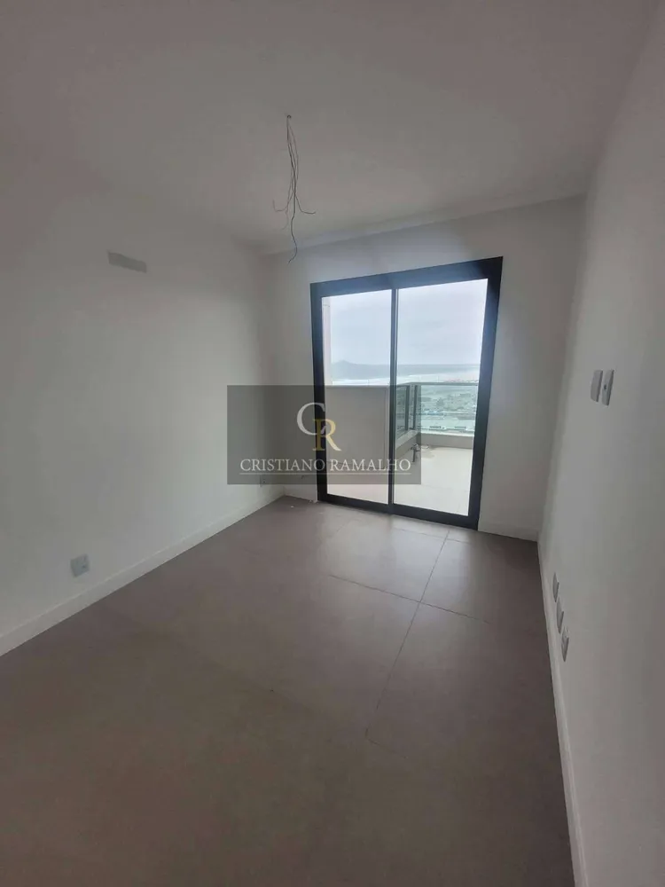 Cobertura, 3 quartos, 238 m² - Foto 12