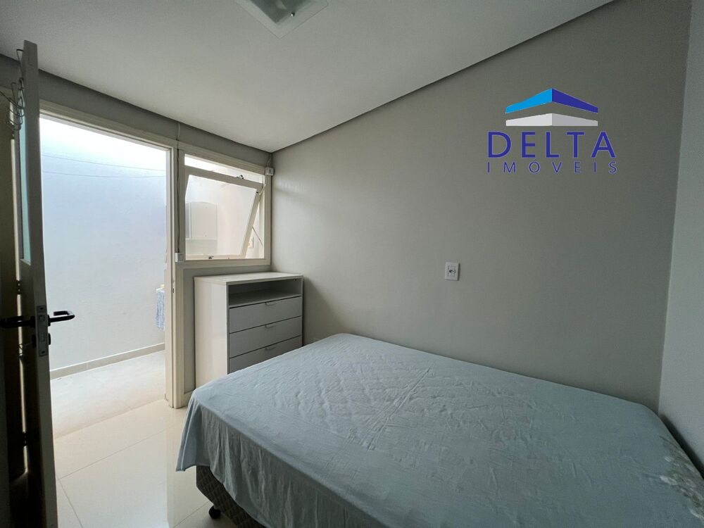 Cobertura à venda com 2 quartos, 180m² - Foto 3