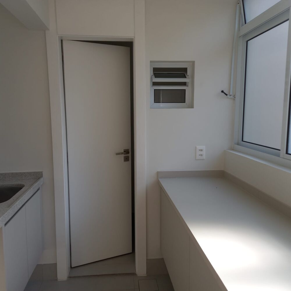 Apartamento à venda com 2 quartos, 90m² - Foto 17