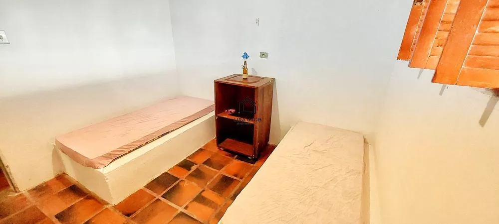 Casa à venda com 3 quartos, 200m² - Foto 12