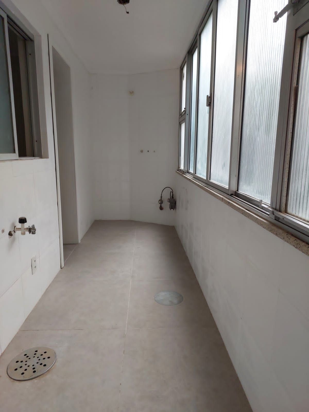 Apartamento à venda com 3 quartos, 120m² - Foto 5